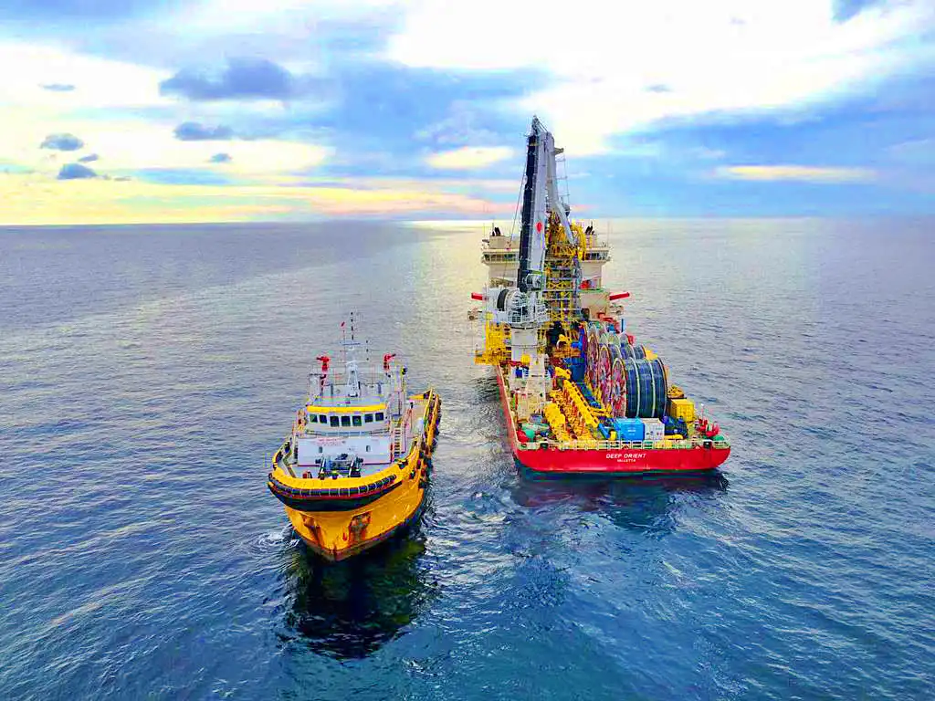 PT Logindo Samudramakmur Tbk