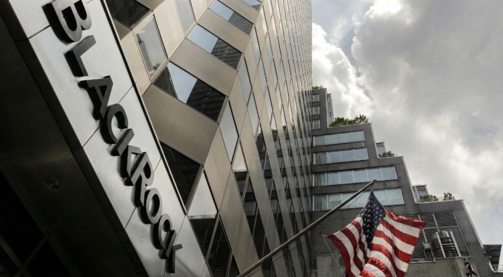 BlackRock membatasi penarikan dana investor dari private credit fund di tengah kekhawatiran krisis likuiditas industri kredit global