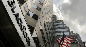 BlackRock membatasi penarikan dana investor dari private credit fund di tengah kekhawatiran krisis likuiditas industri kredit global